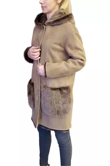 Дубленка с меховыми карманами 6