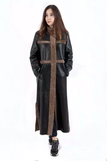 Дубленка длинная прямая черная
